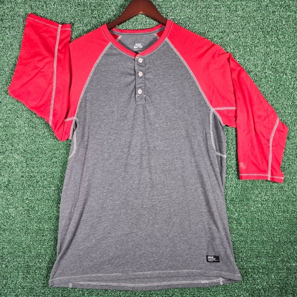 Nike SB Dri-Fit Baseball Henley Style Tee / Mens Size Large